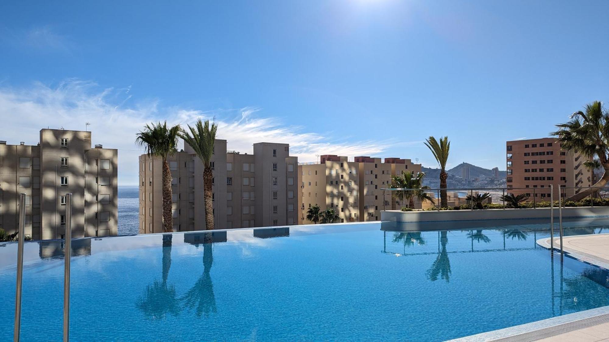 Sunset Cliffs Sea View Apartments Benidorm Eksteriør bilde
